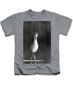 Curious Young Bird Standing in Water - Kids T-Shirt