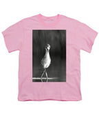 Curious Young Bird Standing in Water - Youth T-Shirt