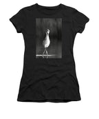 Curious Young Bird Standing in Water - Women's T-Shirt