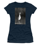 Curious Young Bird Standing in Water - Women's T-Shirt