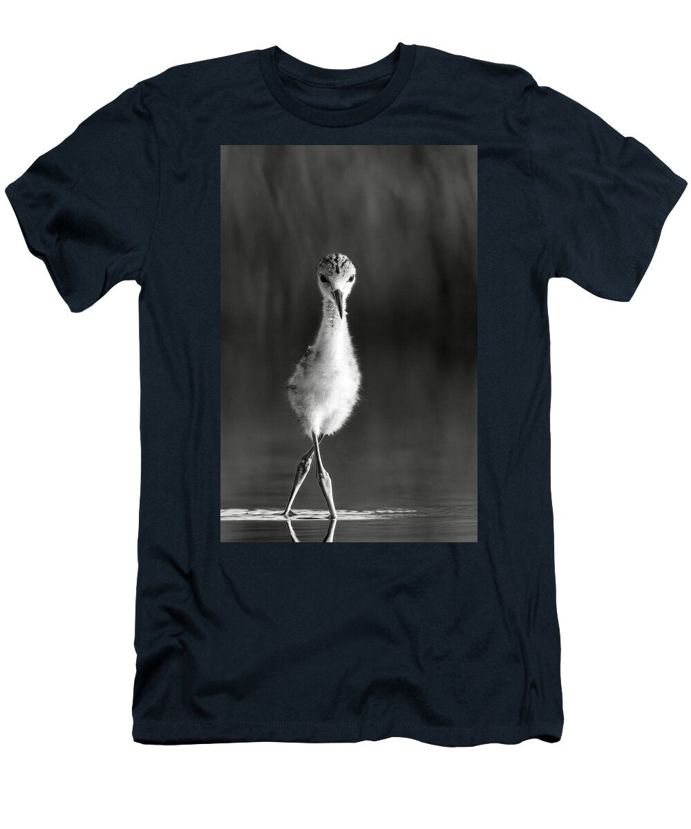 Curious Young Bird Standing in Water - T-Shirt