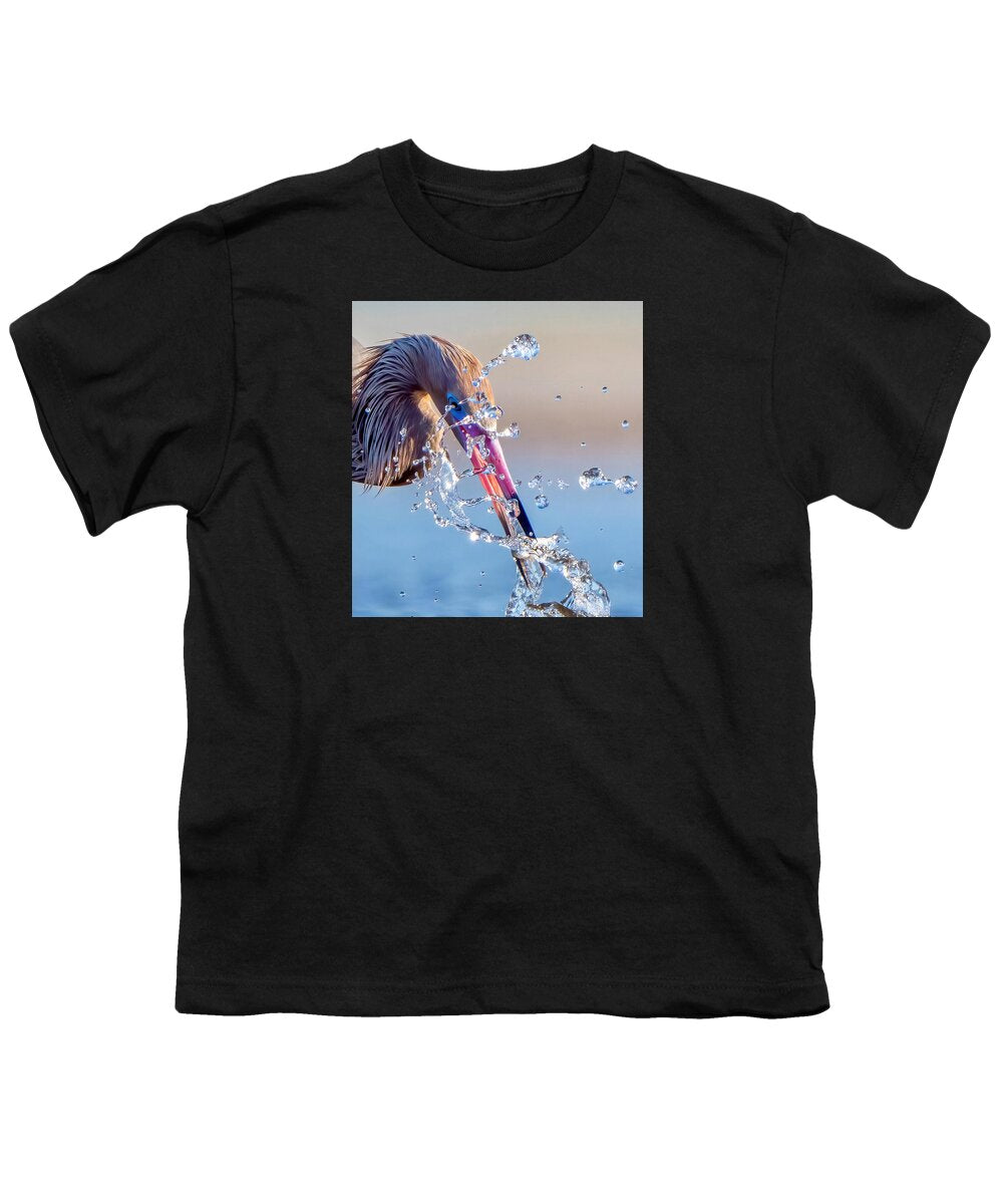 Heron Catching Its Prey in Motion - Youth T-Shirt