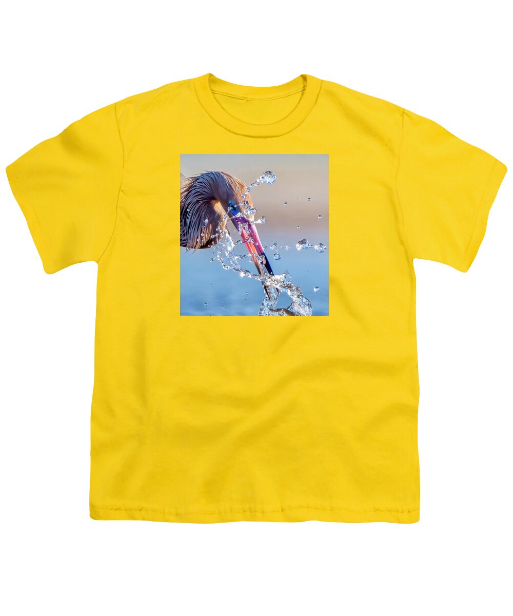 Heron Catching Its Prey in Motion - Youth T-Shirt