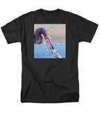 Heron Catching Its Prey in Motion - Men's T-Shirt  (Regular Fit)