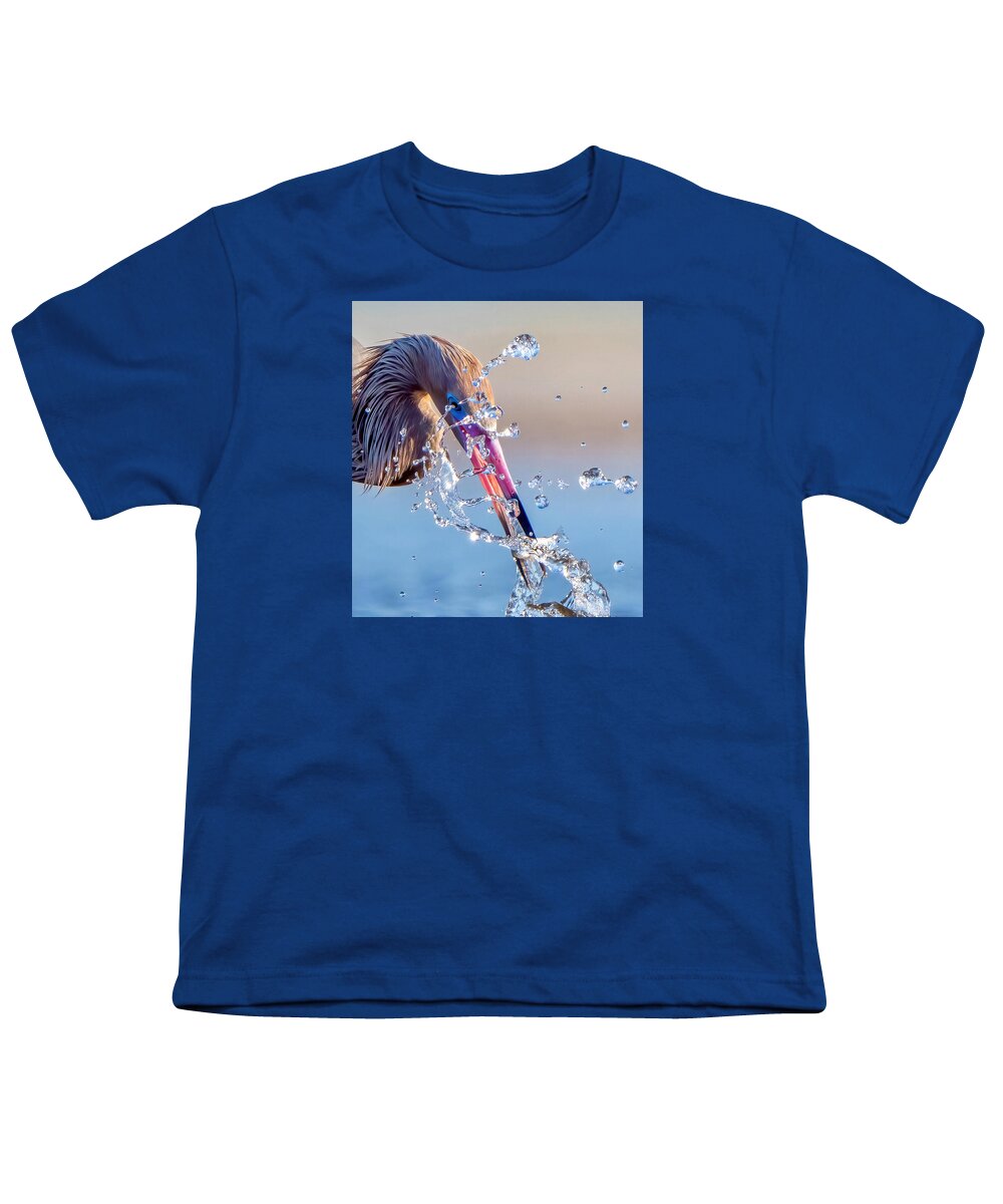 Heron Catching Its Prey in Motion - Youth T-Shirt