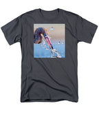 Heron Catching Its Prey in Motion - Men's T-Shirt  (Regular Fit)