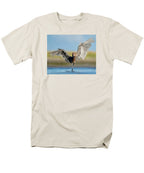 Hunter - Men's T-Shirt  (Regular Fit)