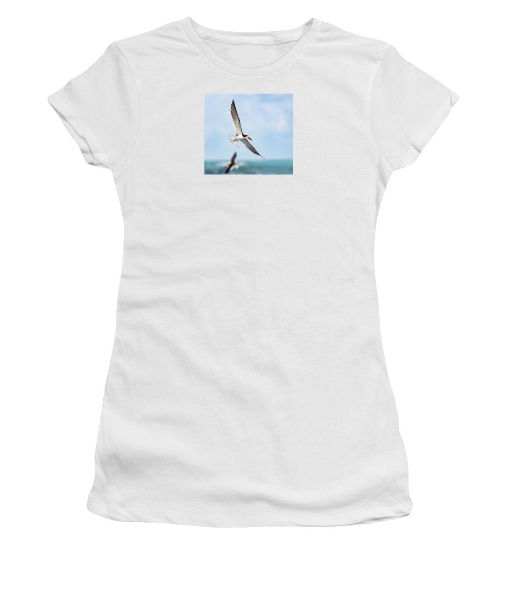 Skimming the light - Women's T-Shirt