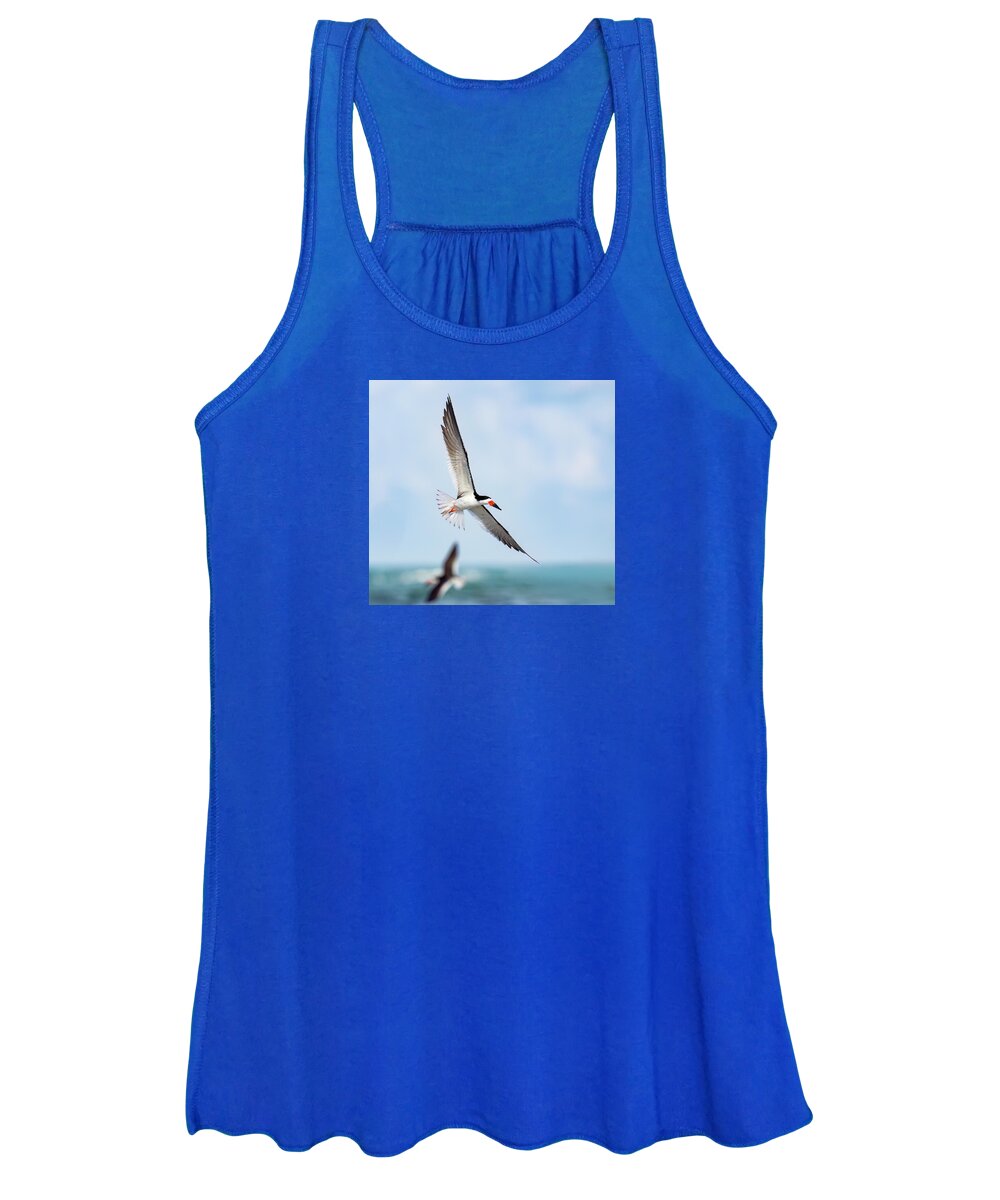 Skimming the light - Women's Tank Top