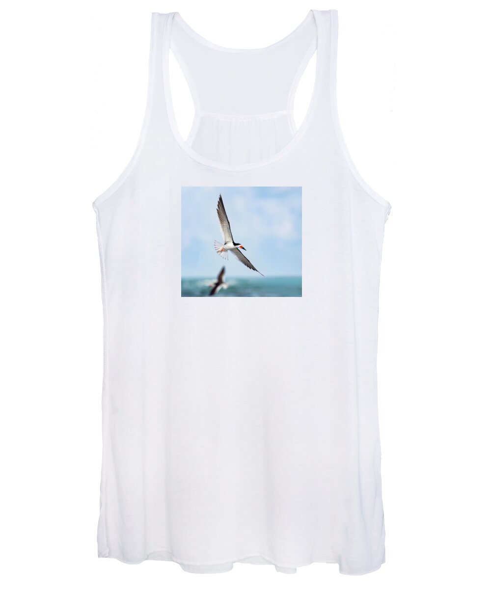 Skimming the light - Women's Tank Top